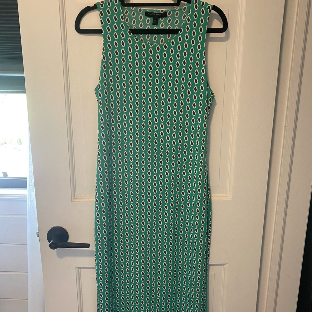 Banana Republic Green Patterned Midi Dress